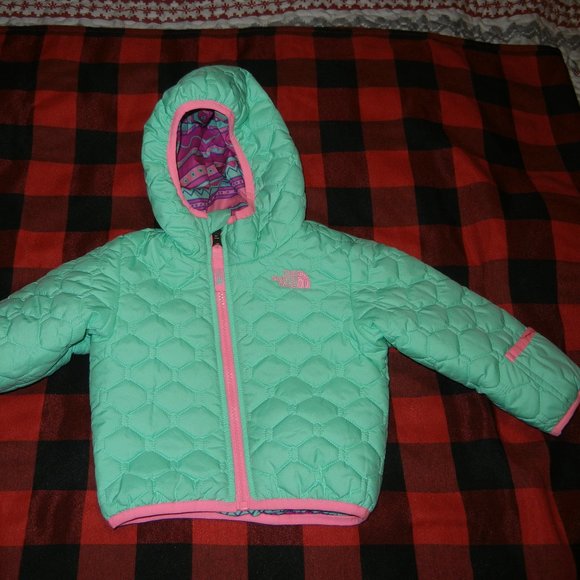 The North Face EUC Baby Reversible Perrito Hooded Jacket, CoatSize 6-12 mos.